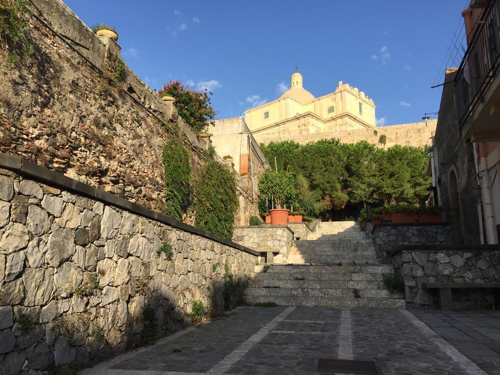 L'Antico Borgo Bed & Breakfast มิลาซโซ ภายนอก รูปภาพ